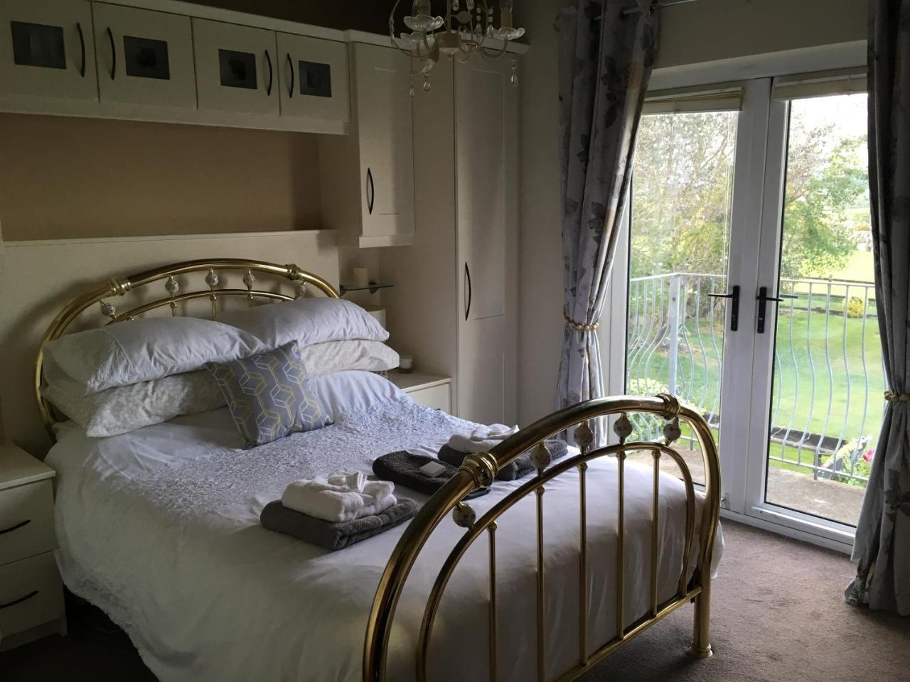 Mourne Walks B & B 安纳隆 外观 照片